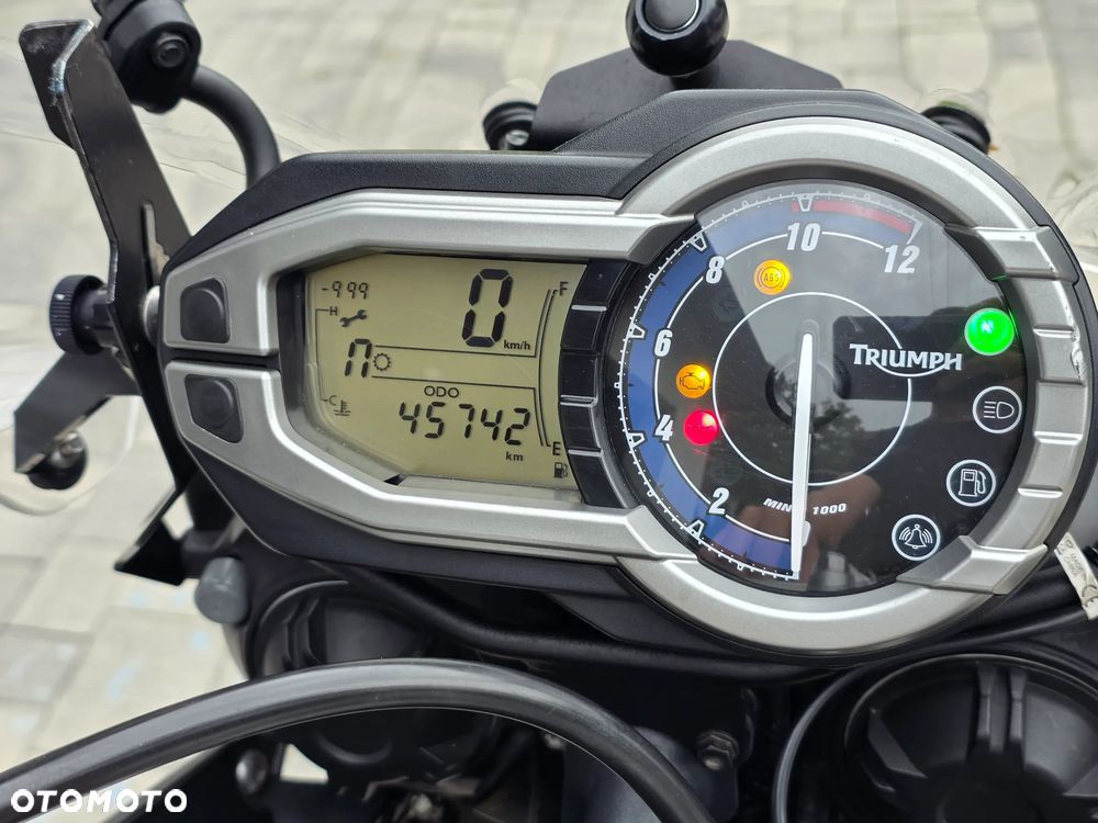 Triumph Tiger - 17
