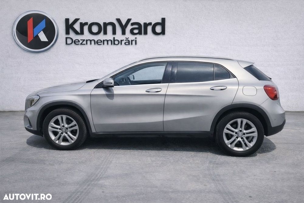 Dezmembrari dezmembrez  Mercedes GLA ( X156 ) 2.2 CDI 2013 - 2017 - 8