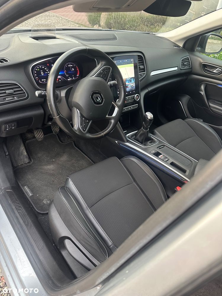 Renault Megane 1.5 Blue dCi Intens - 7