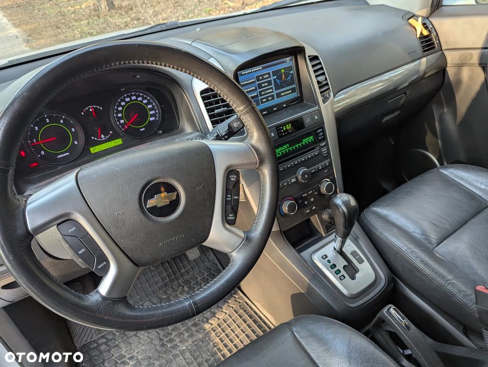 Chevrolet Captiva 2.0 4WD 7 Sitzer Automatik LT - 17