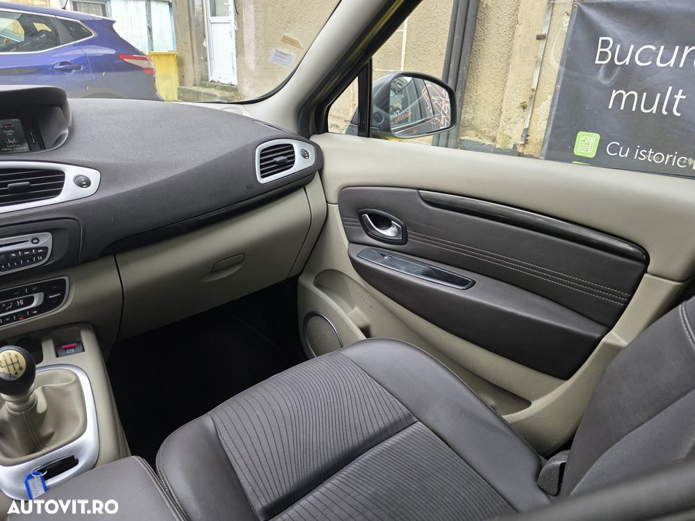 Renault Scenic 1.9dCi Privilege - 13