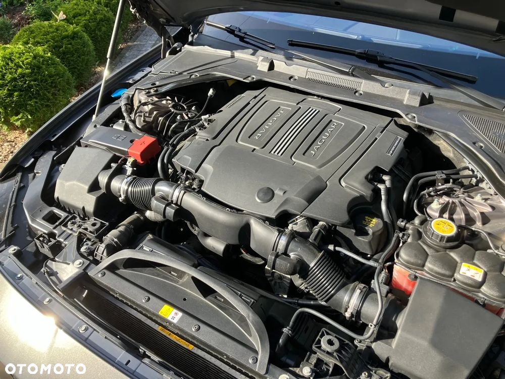 Jaguar XF 3.0 V6 AWD S - 11