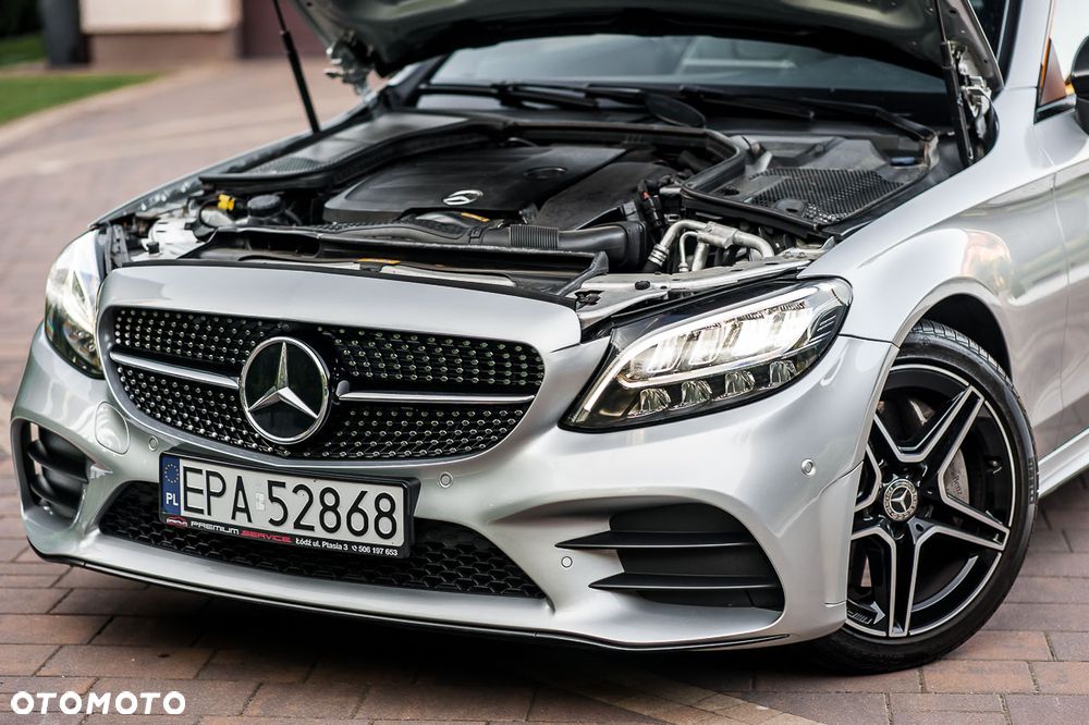 Mercedes-Benz Klasa C 300 9G-TRONIC - 11