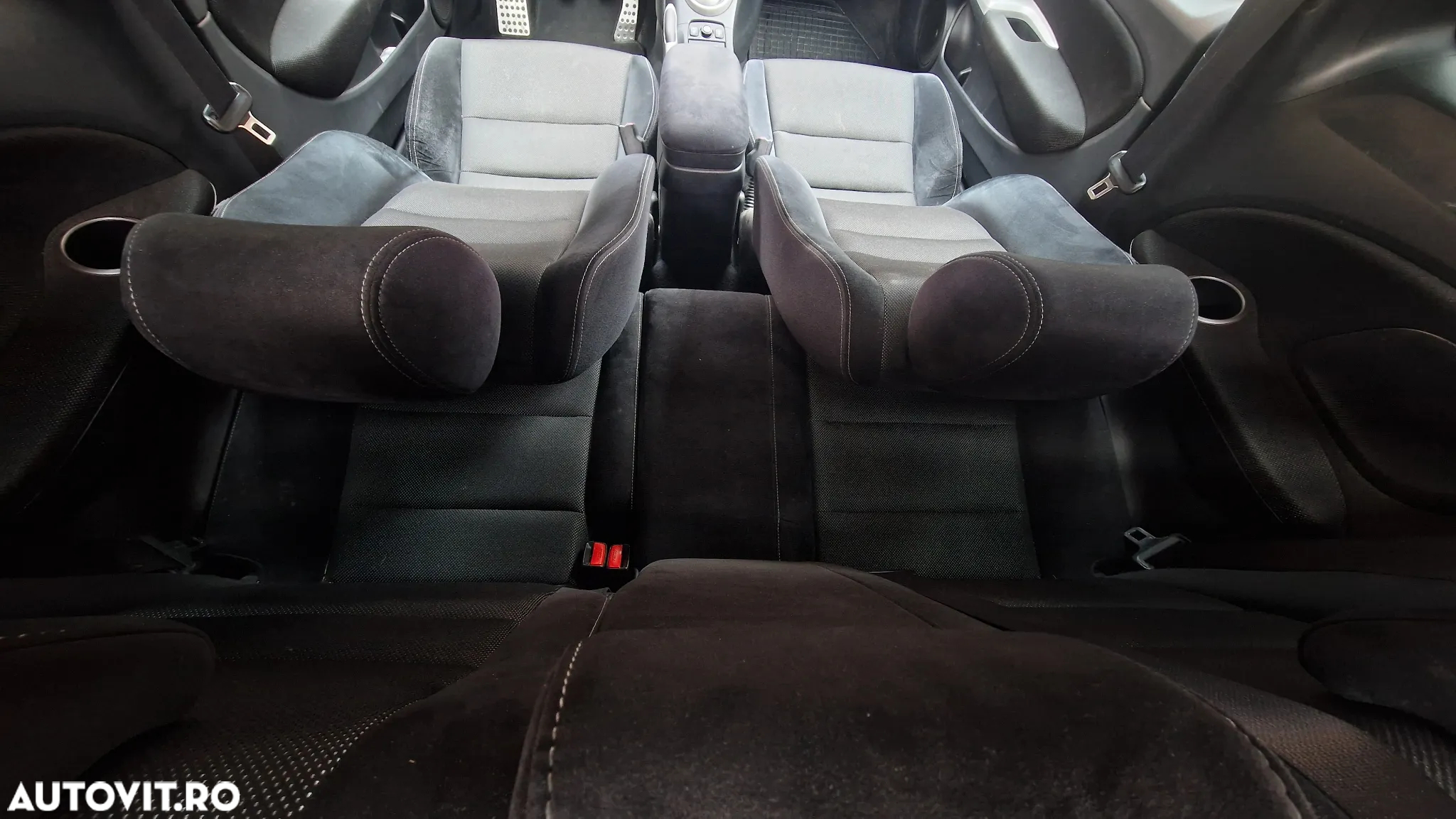 Honda Civic 1.8 TypeS Plus - 9