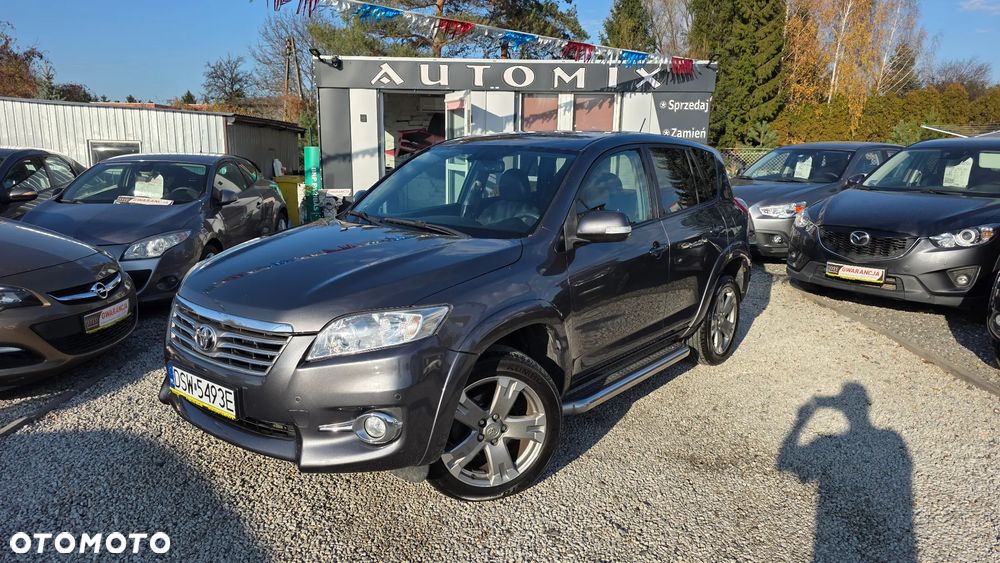 Toyota RAV4 - 6