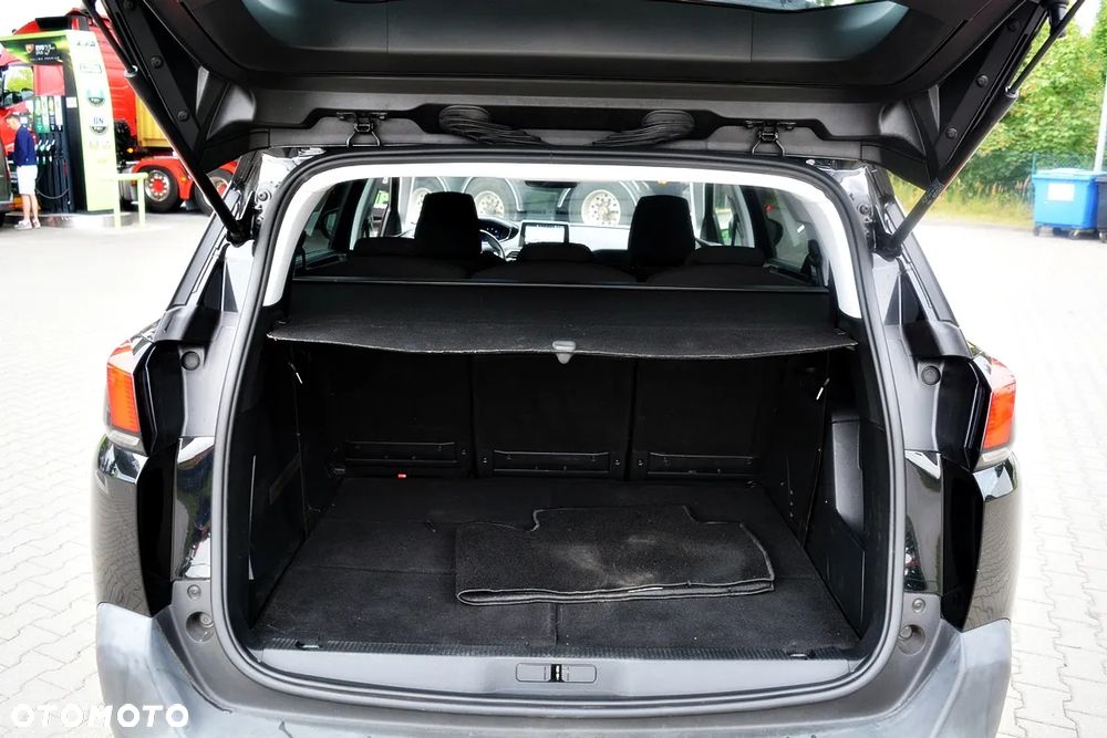 Peugeot 5008 BlueHDi 130 EAT8 Active - 18