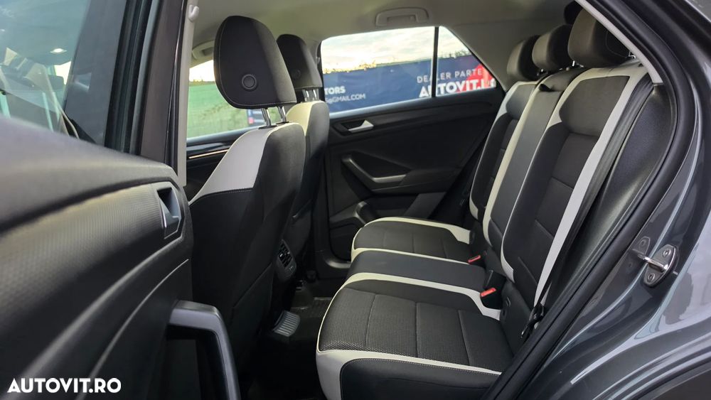 Volkswagen T-Roc 2.0 TDI SCR DSG Sport - 27