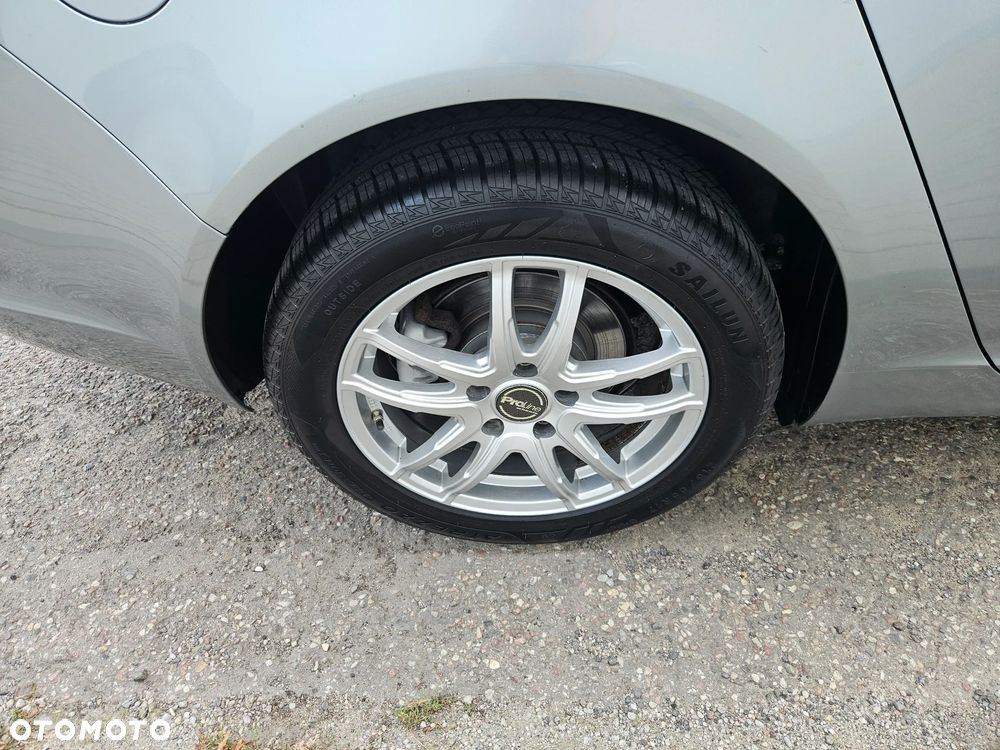 Opel Insignia 1.6 Design Edition - 19