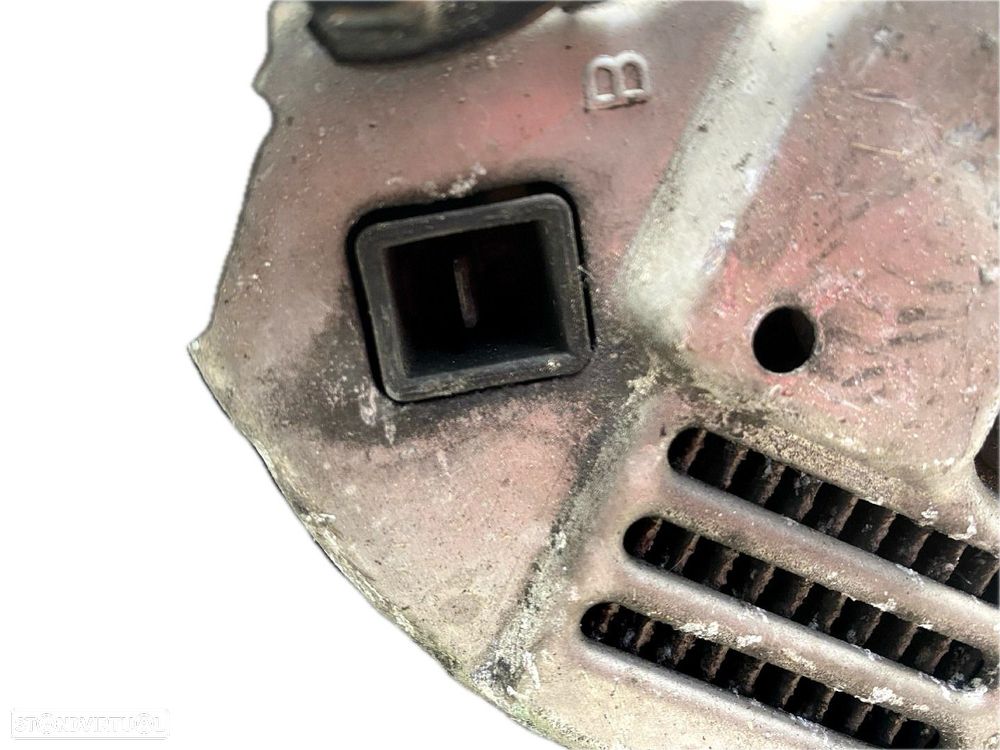 Alternador Volvo V40 Combi (645) - 3