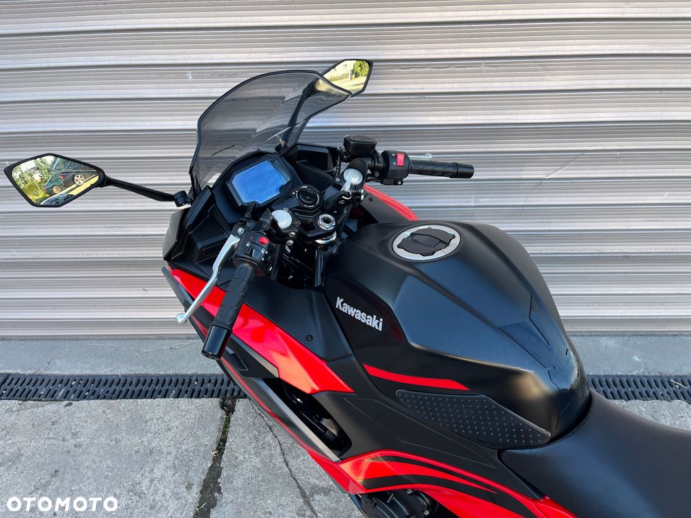 Kawasaki Ninja - 13