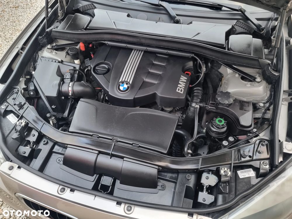 BMW X1 xDrive18d Sport Line - 15