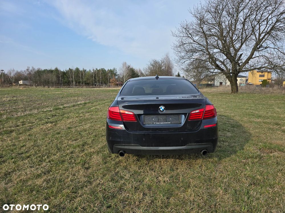 BMW Seria 5 535i xDrive - 6