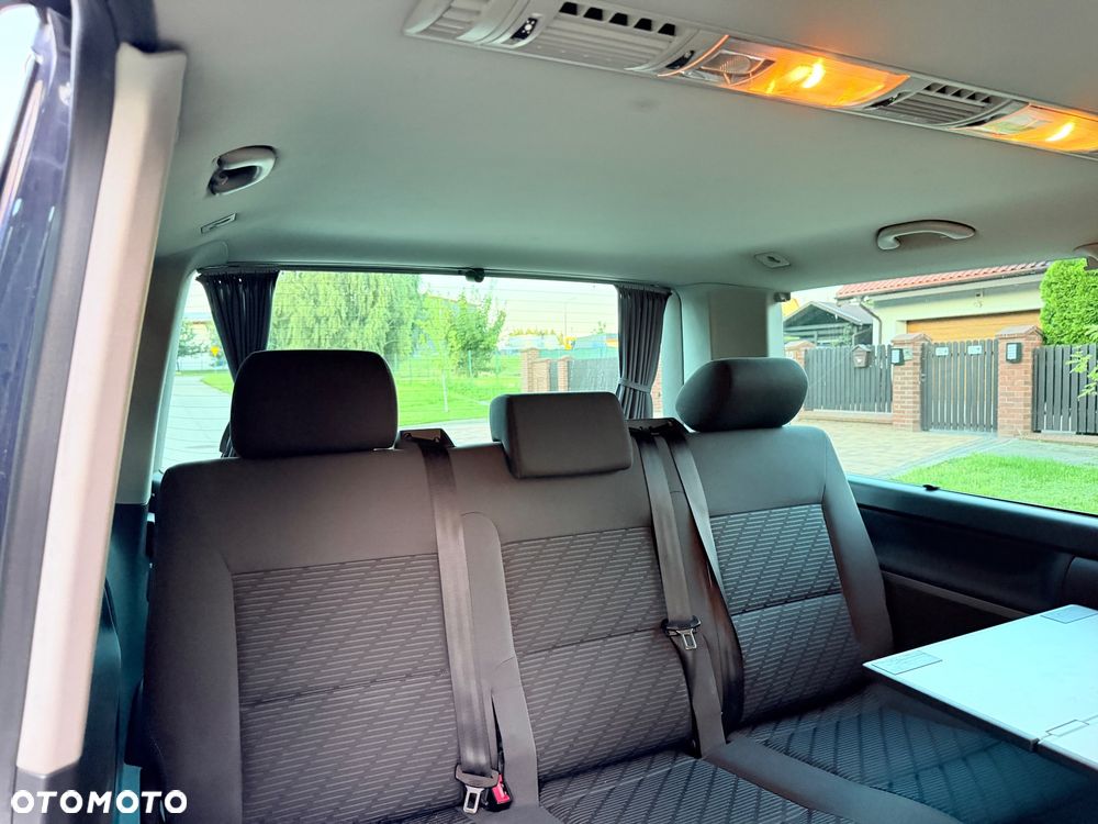 Volkswagen Multivan - 19