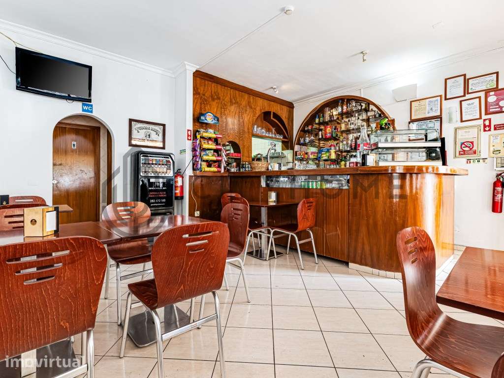 Snack-bar pronto a funcionar em Santa Eulália, Albufeira - Grande imagem: 3/18
