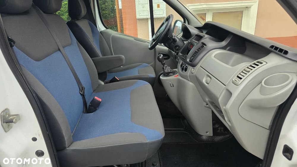 Renault Trafic - 14