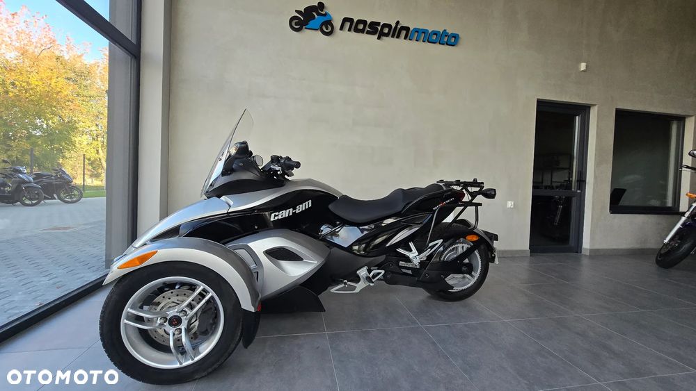 Can-Am Spyder