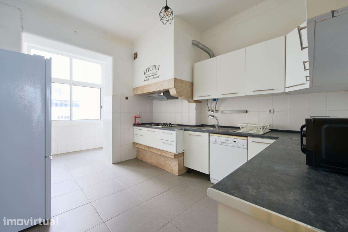 Quarto - localizado em Entrecampos Lisbon - Grande imagem: 2/51
