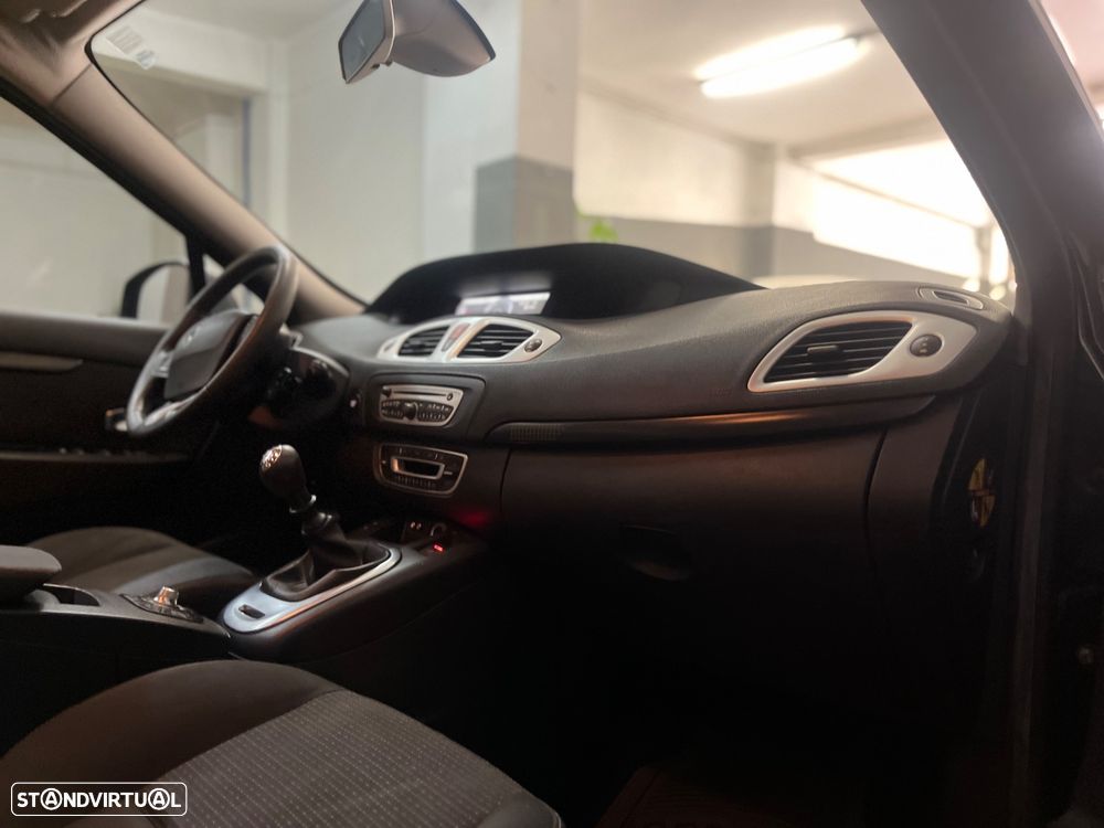 Renault Grand Scénic 1.5 dCi Dynamique S 7L - 38