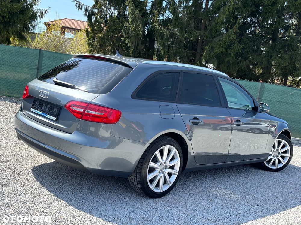 Audi A4 Avant - 10
