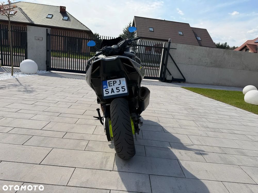 Yamaha Tmax - 5