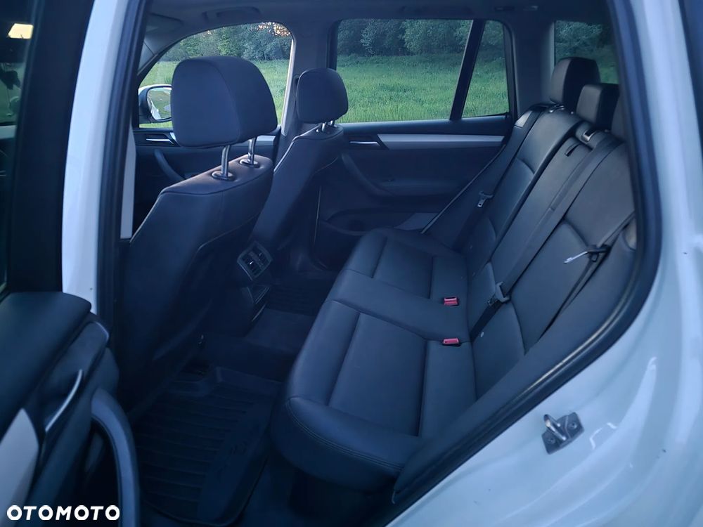 BMW X3 28i xDrive - 9
