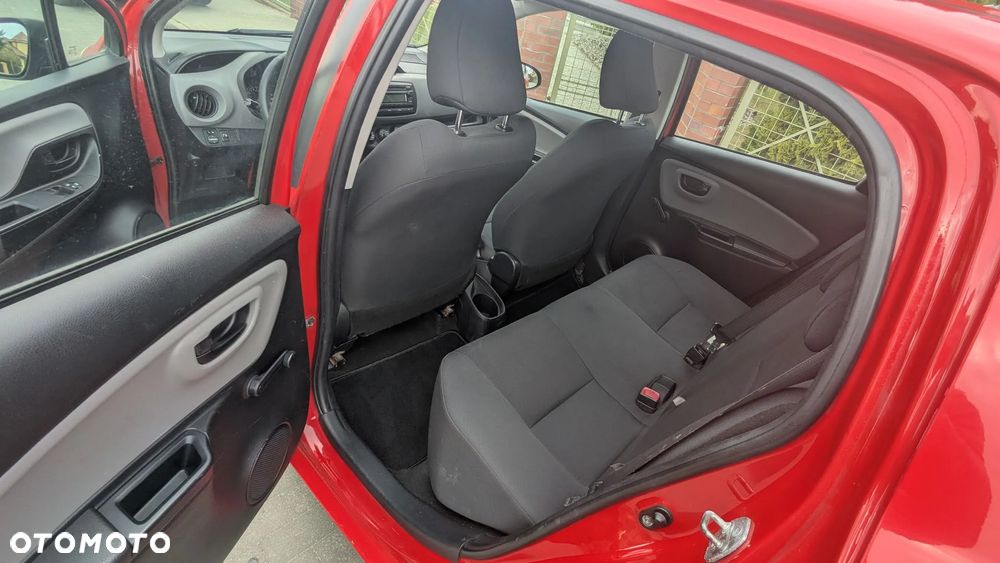 Toyota Yaris 1.0 Active - 8
