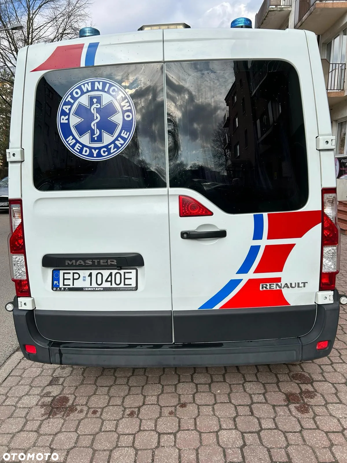 Renault Master Karetka Ambulans - 5