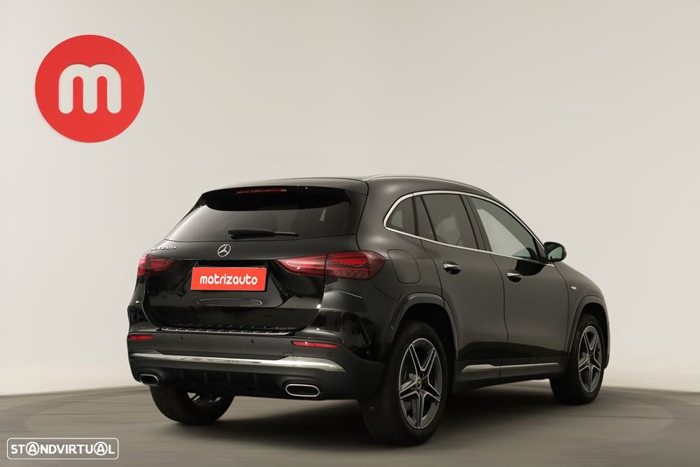 Mercedes-Benz GLA 250 e - 4