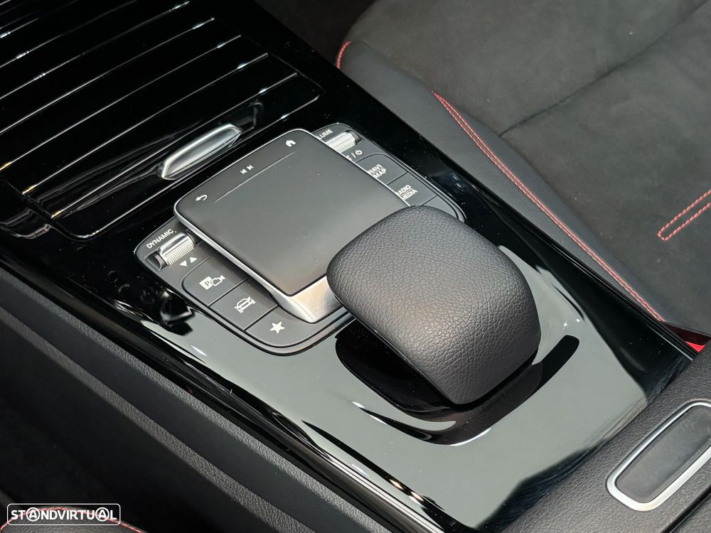 Mercedes-Benz A 250 Limousine - 32