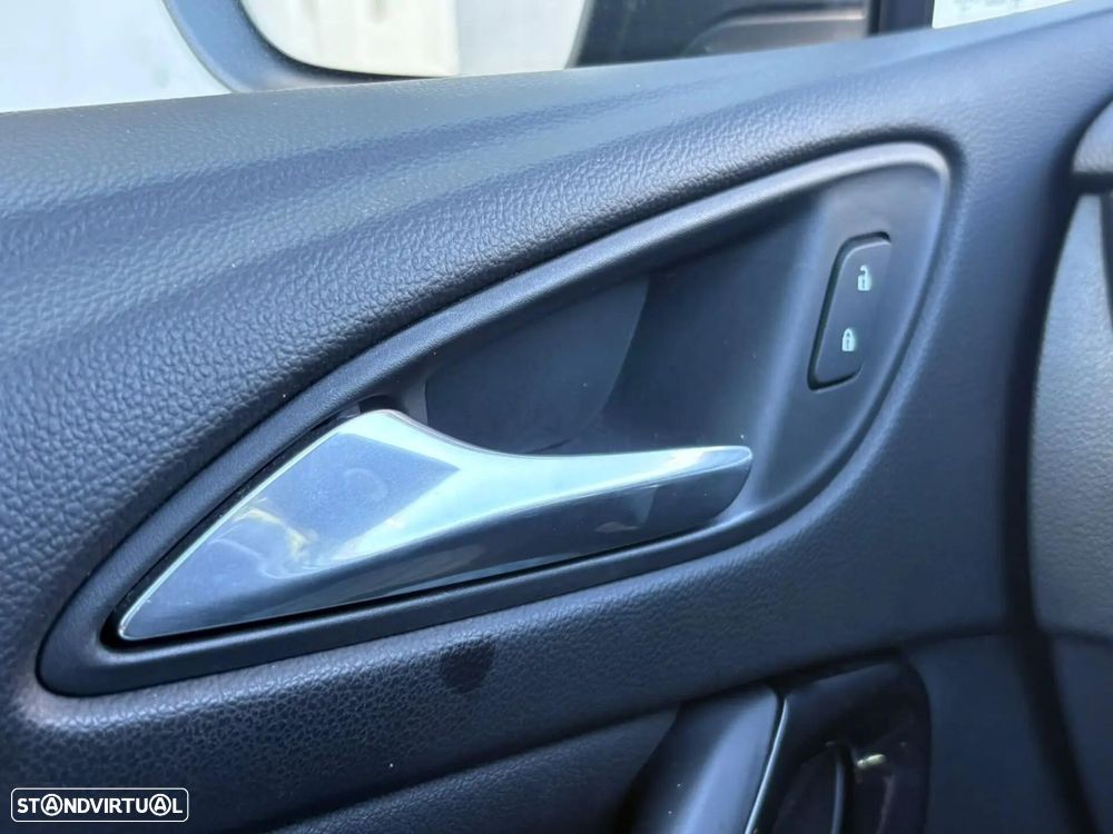 Opel Astra Sports Tourer 1.5 D Ultimate S/S - 37