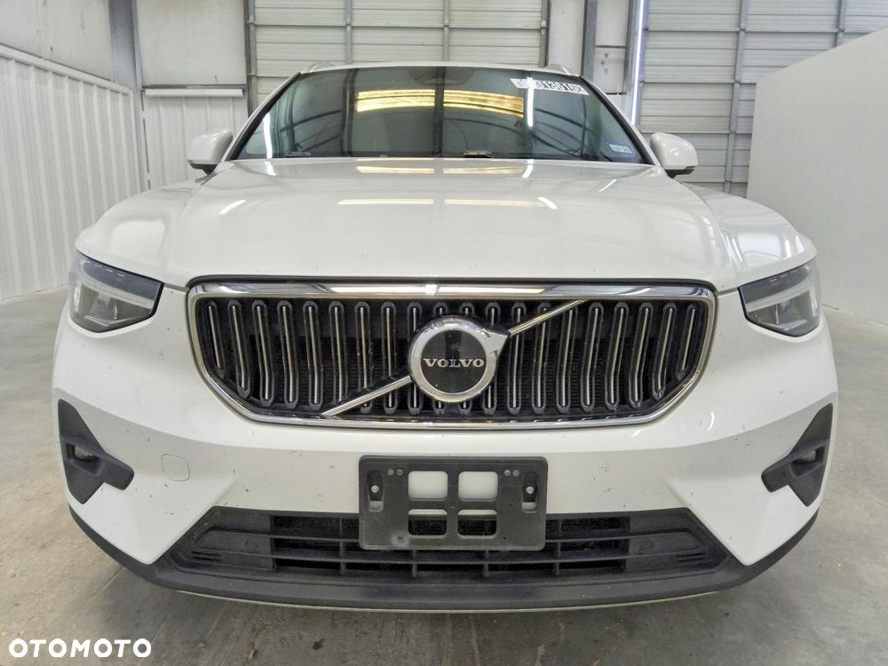 Volvo XC 40 - 5