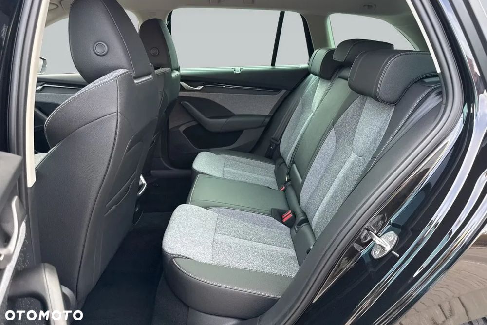 Skoda Octavia 1.5 TSI mHEV Drive Selection DSG - 17