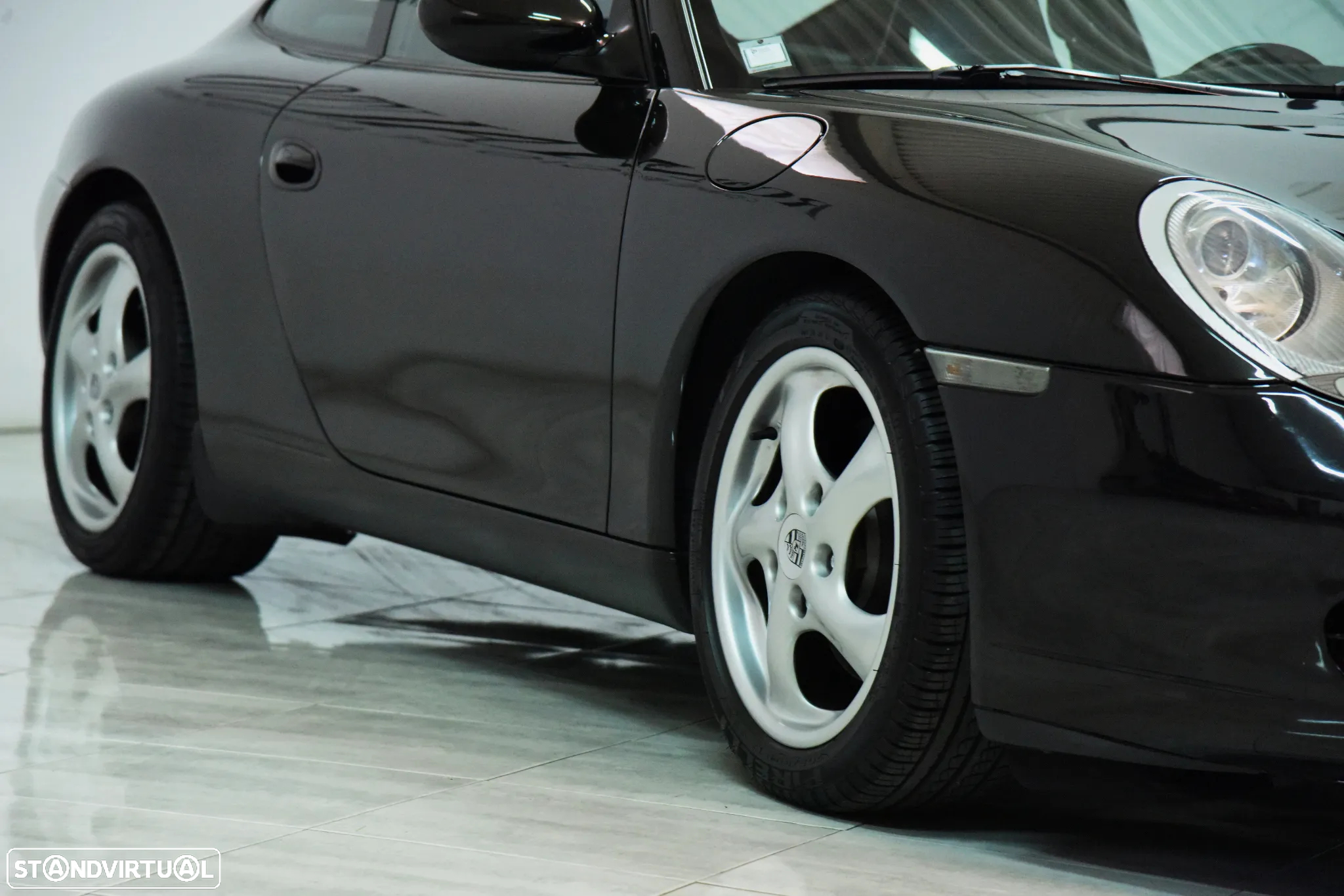 Porsche 911 (996) Carrera Coupé - 3