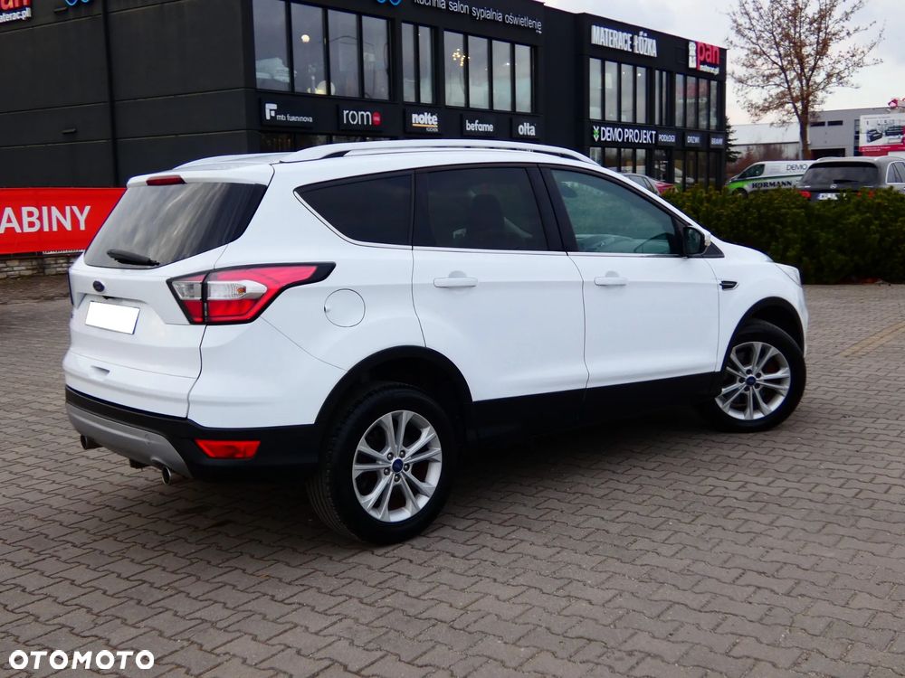 Ford Kuga 2.0 TDCi FWD Titanium Plus - 4