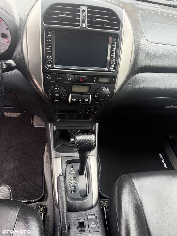 Toyota RAV4 2.0 VVT-i Prestige - 27