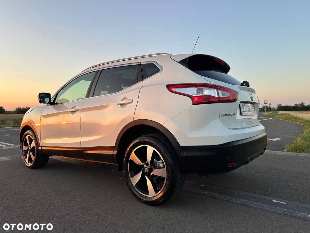 Nissan Qashqai 1.6 DIG-T Tekna - 23