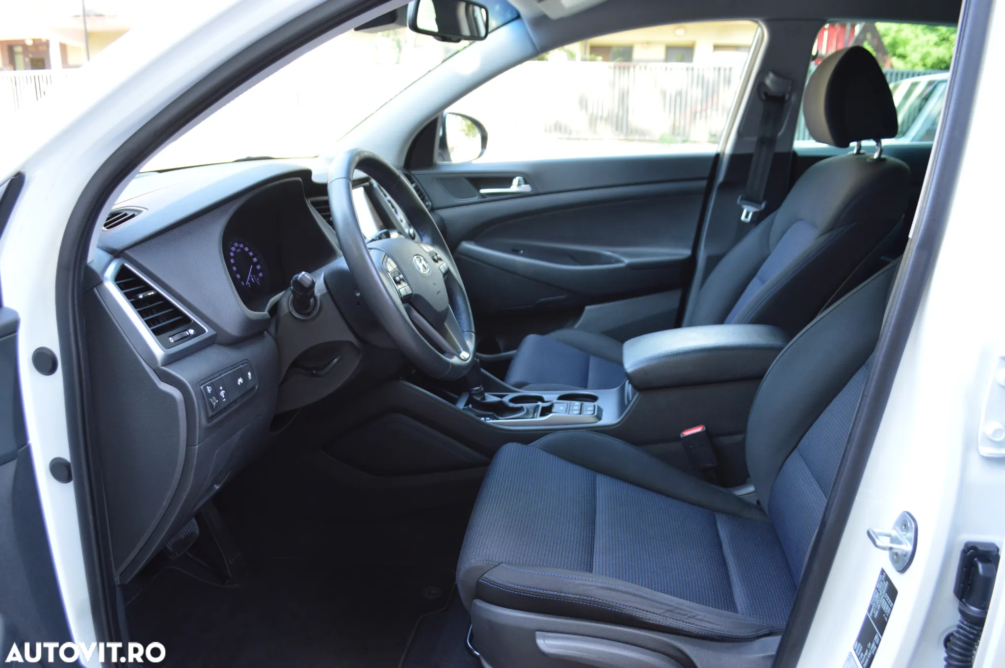 Hyundai Tucson blue 1.7 CRDi 2WD DCT Passion Plus - 29