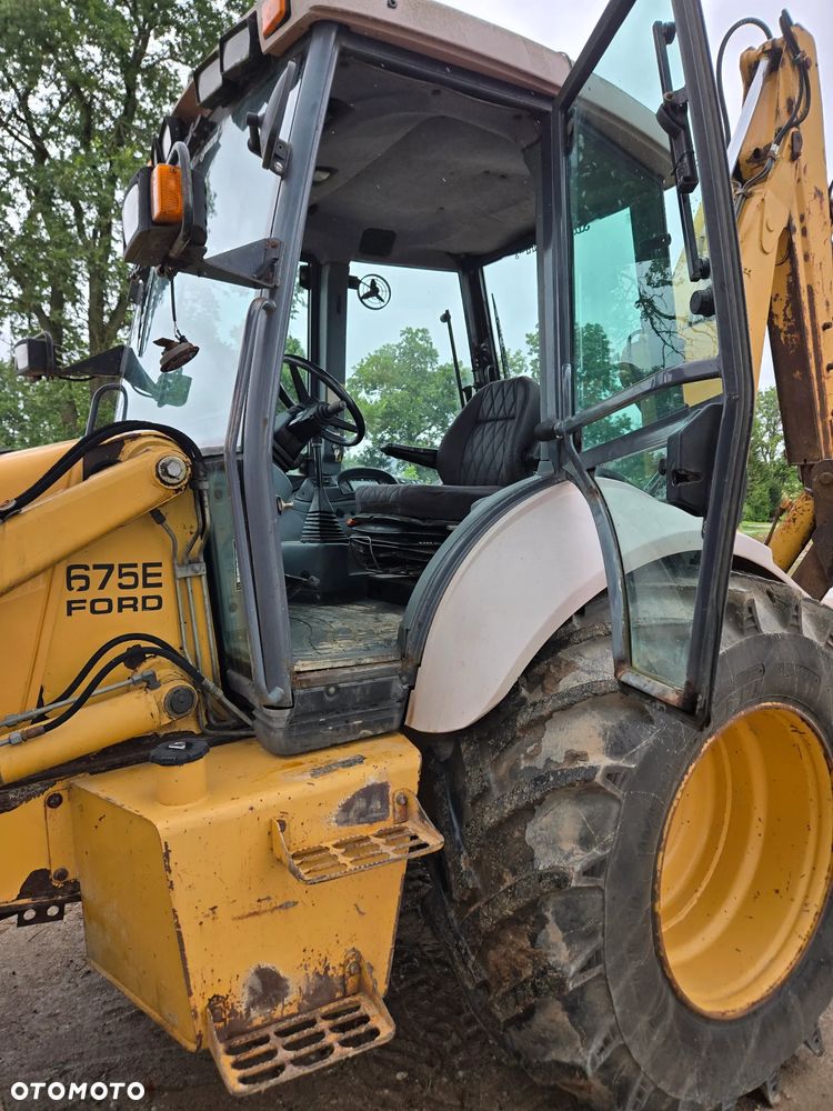 Ford New Holland 675-E Koparko ładowarka 4x4 - 7