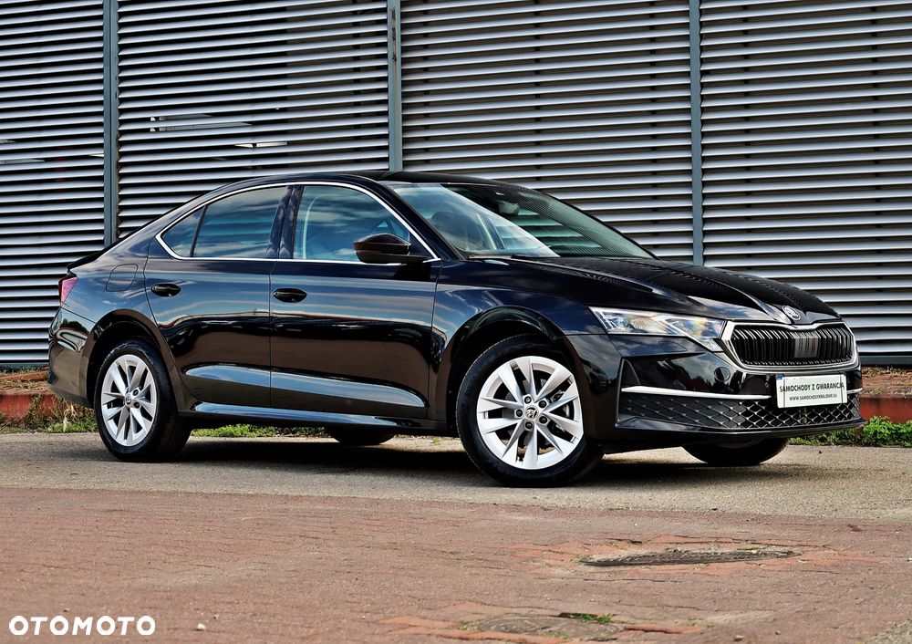 Skoda Octavia 2.0 TDI Selection DSG - 3