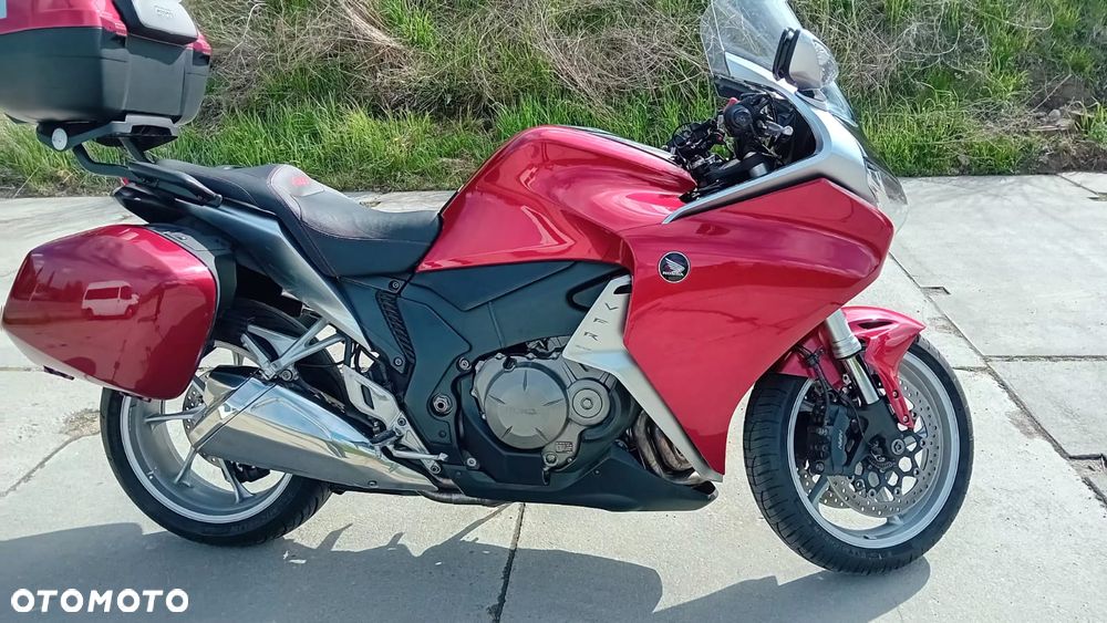 Honda VFR - 1