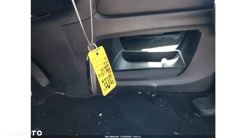 Chrysler Pacifica - 15