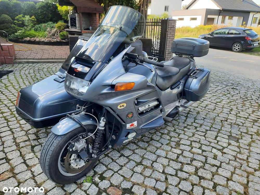Honda ST - 2