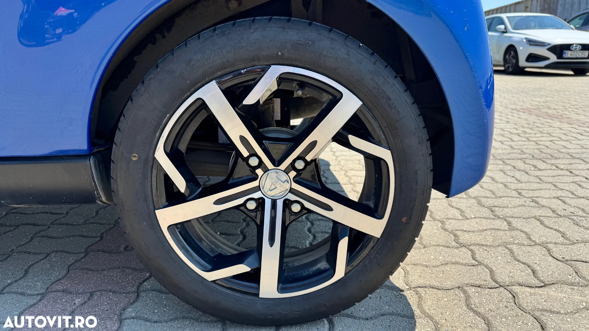 Aixam Coupe - 12