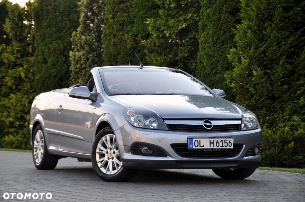 Opel Astra 1.6 Edition 111 Jahre - 1