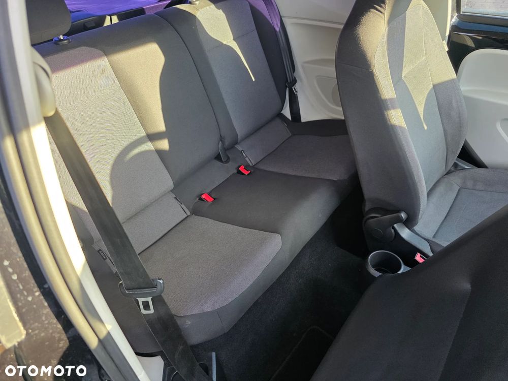 Volkswagen up! 1.0 take CityLine - 13