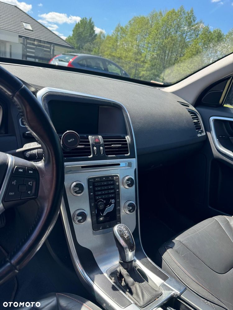 Volvo XC 60 D4 Drive-E Ocean Race - 7
