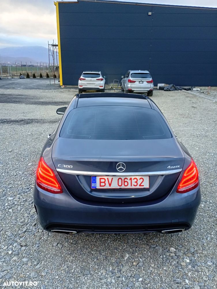Mercedes-Benz C 300 T 7G-TRONIC AMG Line - 2