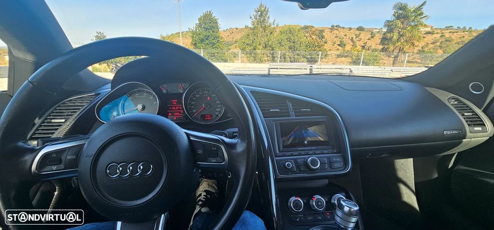 Audi R8 Coupé 4.2 FSI V8 quattro R-tronic - 10