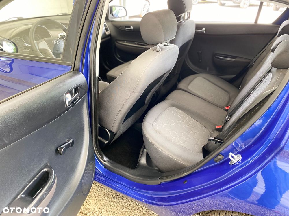 Hyundai i20 1.2 Classic EU5 - 15