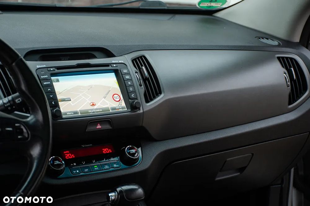 Kia Sportage 2.0 CRDI 4WD Automatik Dream-Team Edition - 29